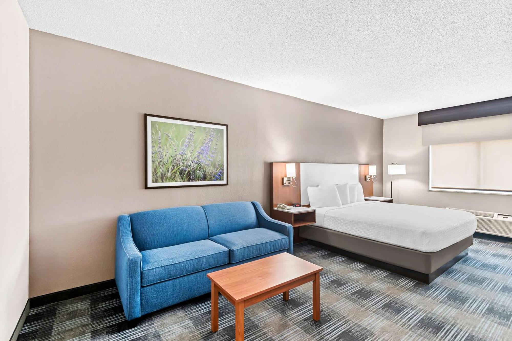 Best Western Ottumwa Inn & Suites Exterior photo